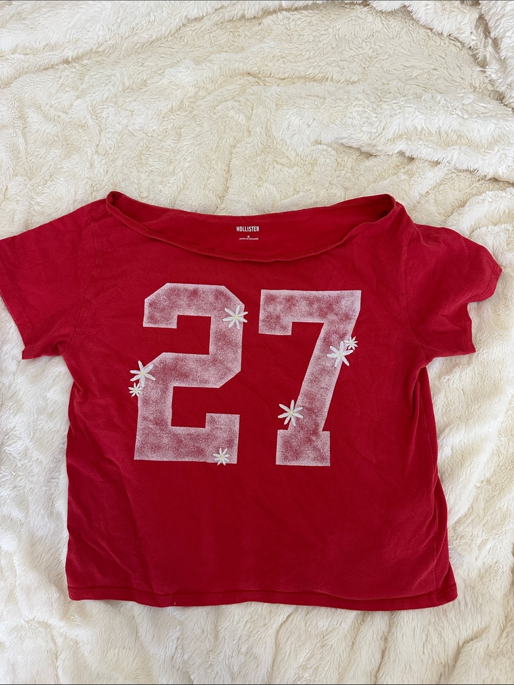 Hollister Red Short-Sleeve Tee with White '27' and Daisy Accents